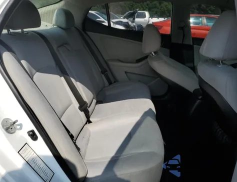 2014 Kia Optima Lx z USA, uszkodzony, nr VIN 5XXGM4A7XEG302701